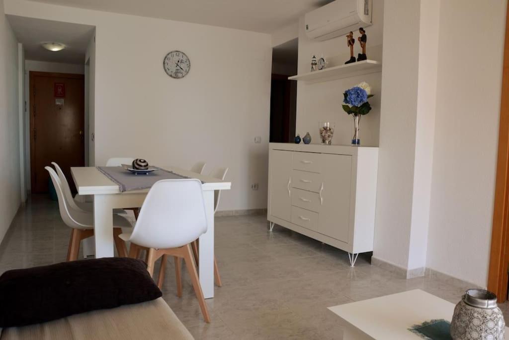 Apartamento Centrico En La Playa Con Piscina. Peniscola Luaran gambar