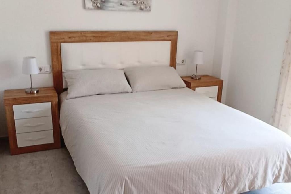 Apartamento Centrico En La Playa Con Piscina. Peniscola Luaran gambar