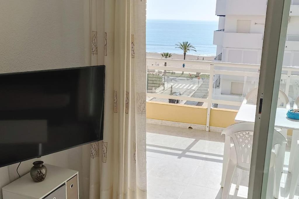 Apartamento Centrico En La Playa Con Piscina. Peniscola Luaran gambar