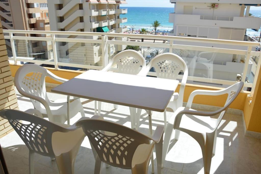 Apartamento Centrico En La Playa Con Piscina. Peniscola Luaran gambar