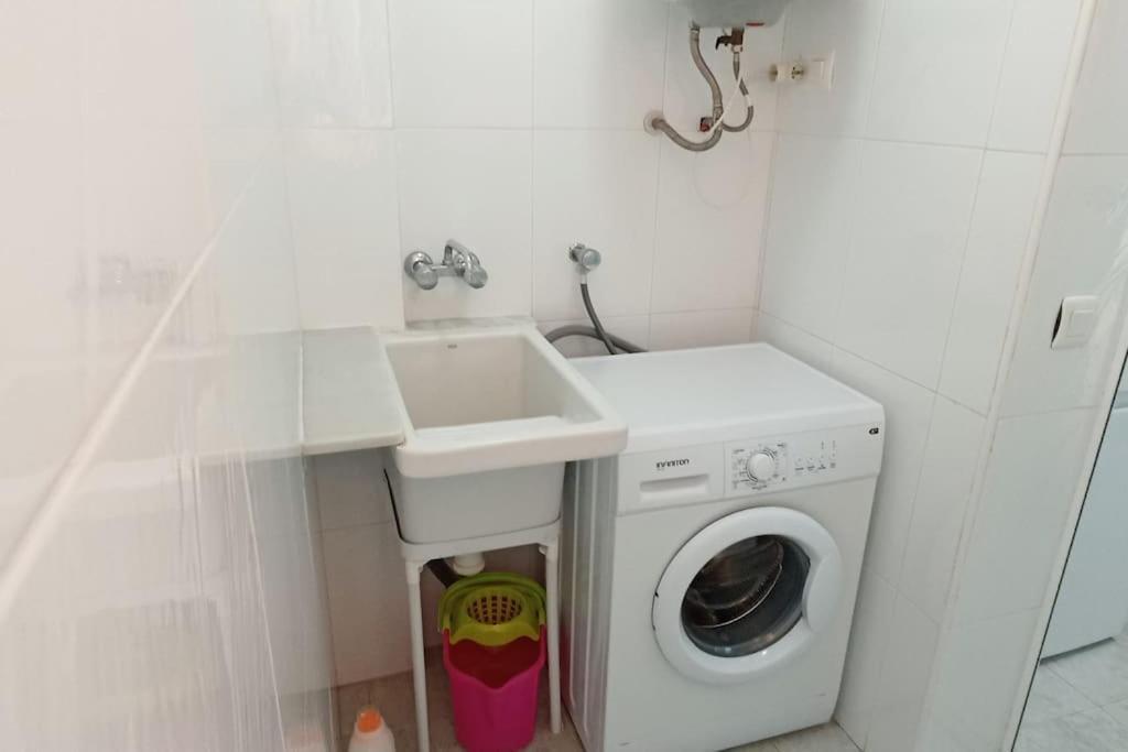 Apartamento Centrico En La Playa Con Piscina. Peniscola Luaran gambar