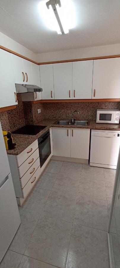 Apartamento Centrico En La Playa Con Piscina. Peniscola Luaran gambar